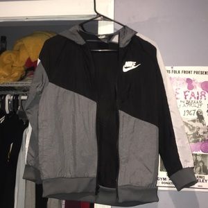 nike windbreaker